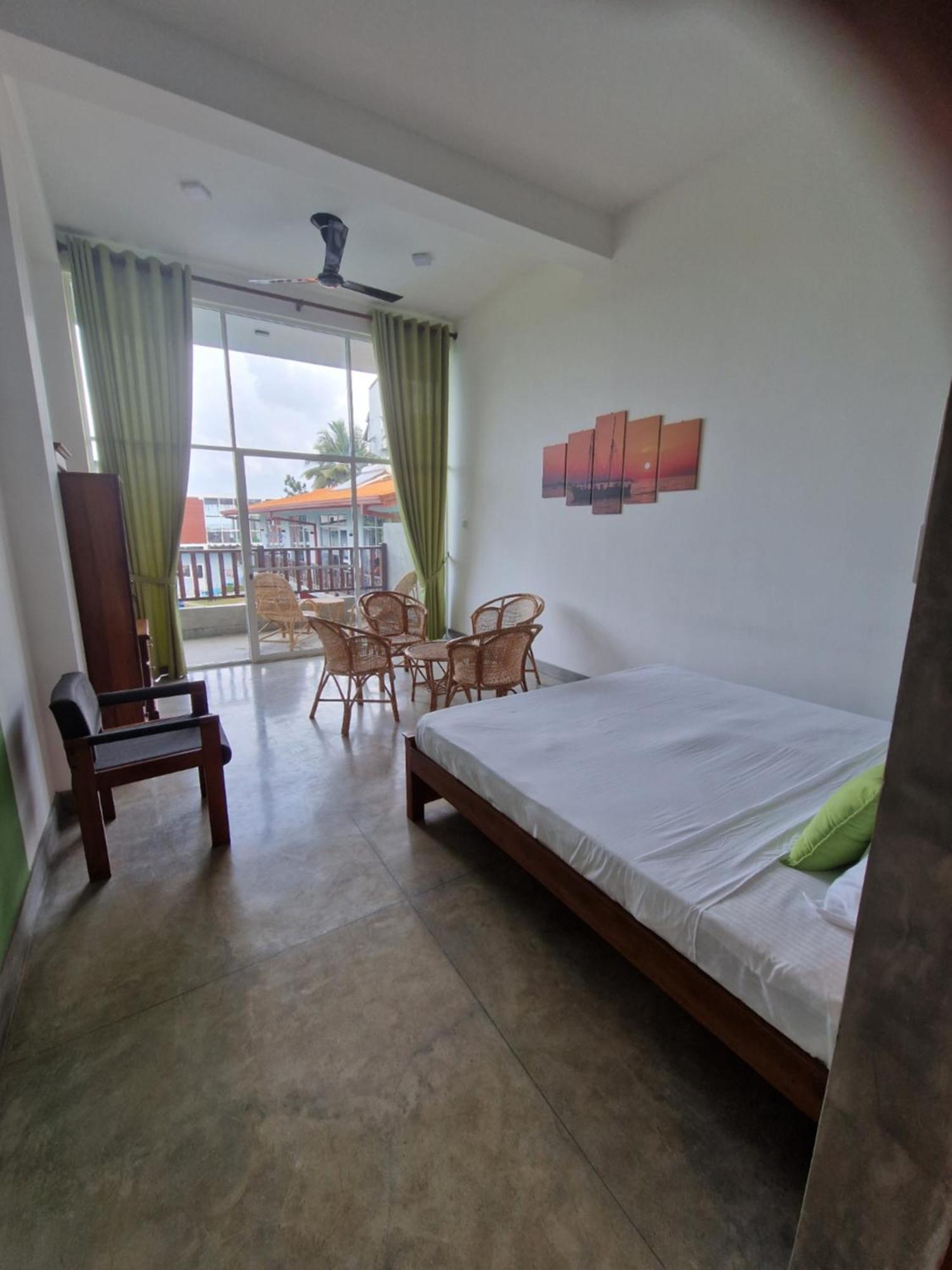 Hotel Chill Bay Weligama Exterior foto